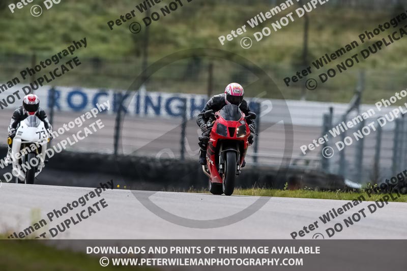 Rockingham no limits trackday;enduro digital images;event digital images;eventdigitalimages;no limits trackdays;peter wileman photography;racing digital images;rockingham raceway northamptonshire;rockingham trackday photographs;trackday digital images;trackday photos